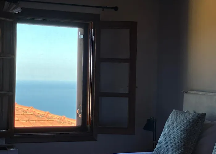 Melofegaro Guesthouse